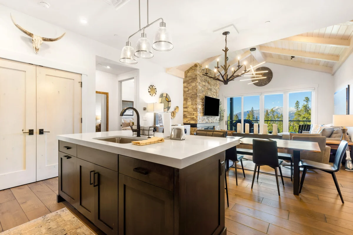 Wander Big Sky Mountain