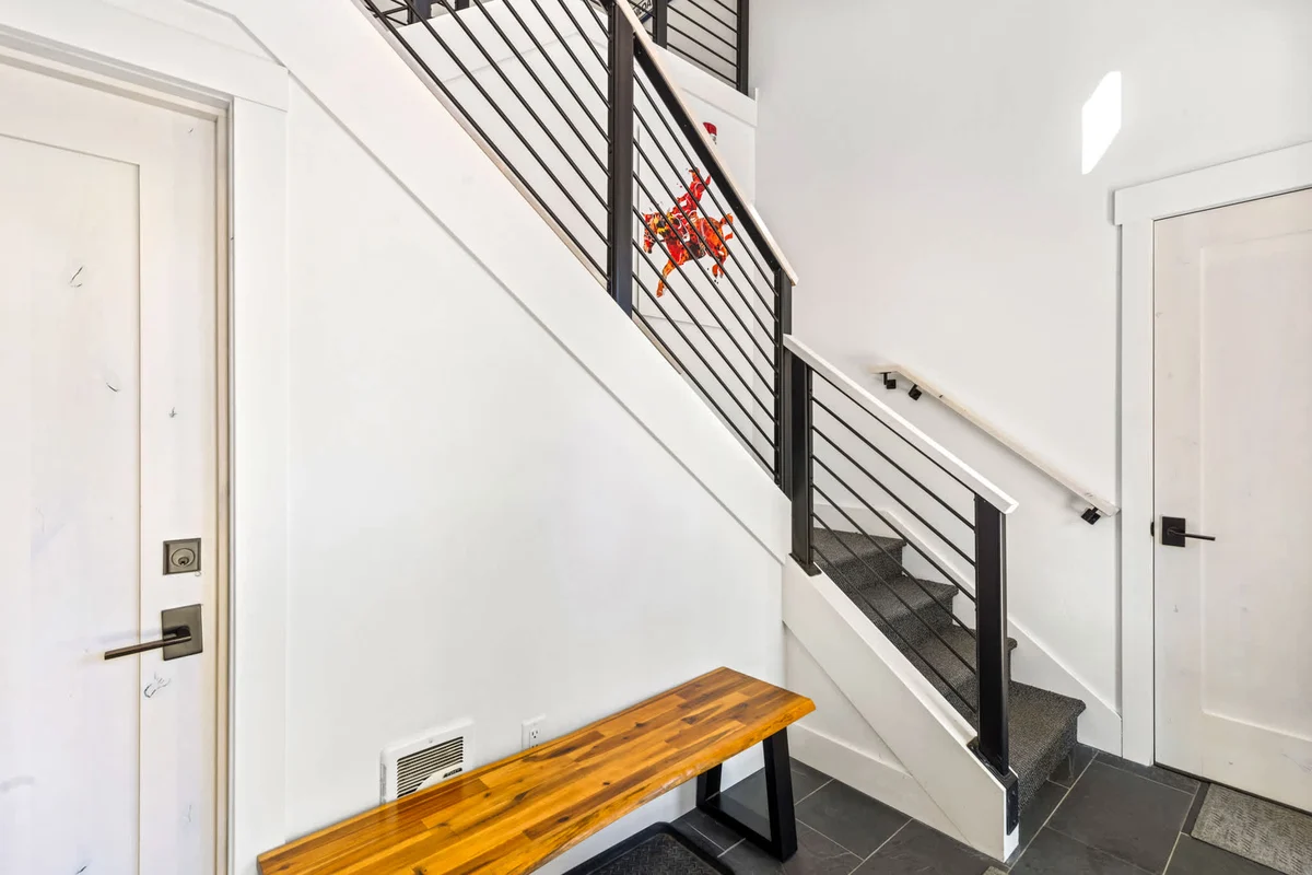 Wander Big Sky Mountain