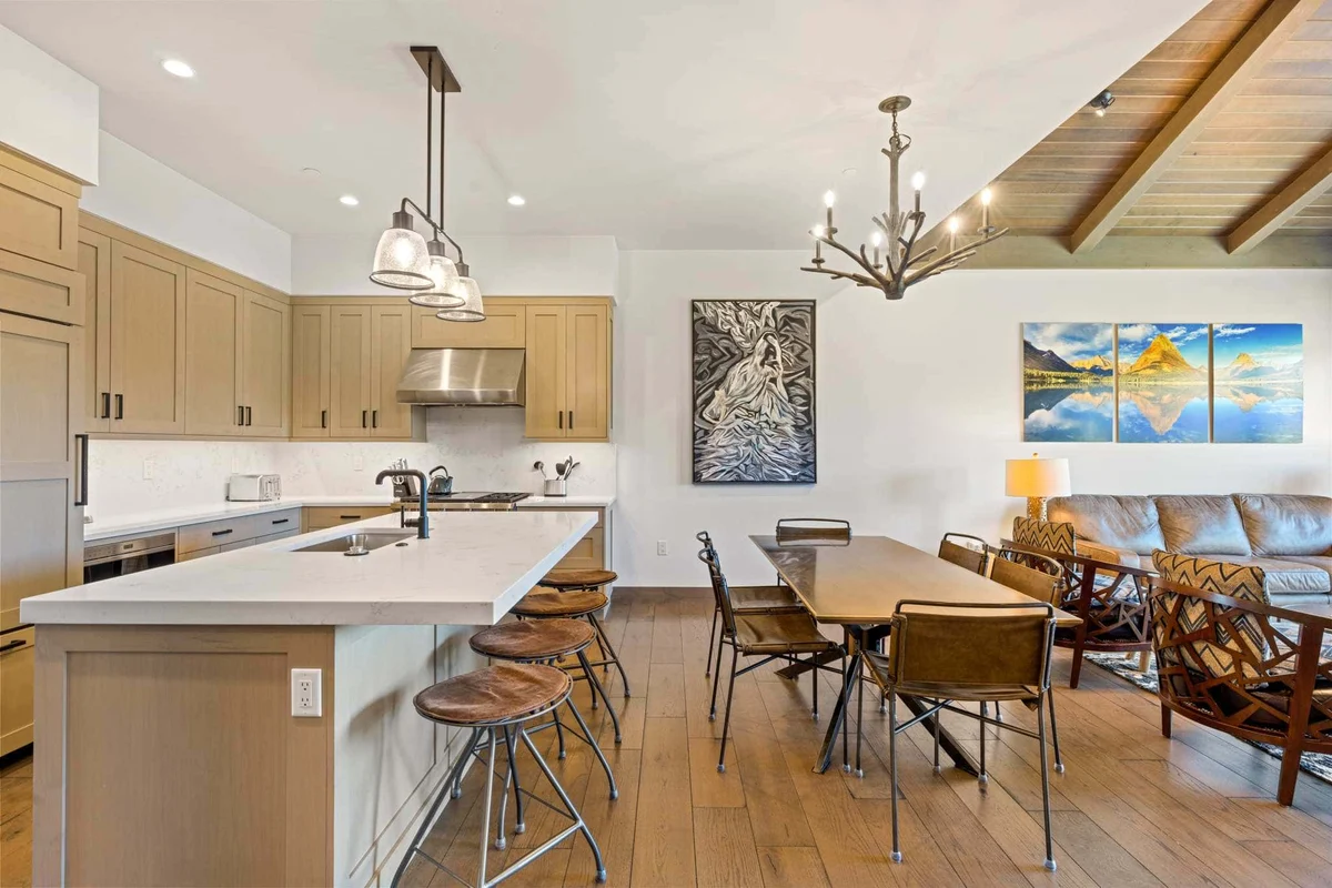 Wander Big Sky Timber