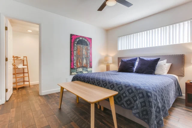Bedroom 1 image 1