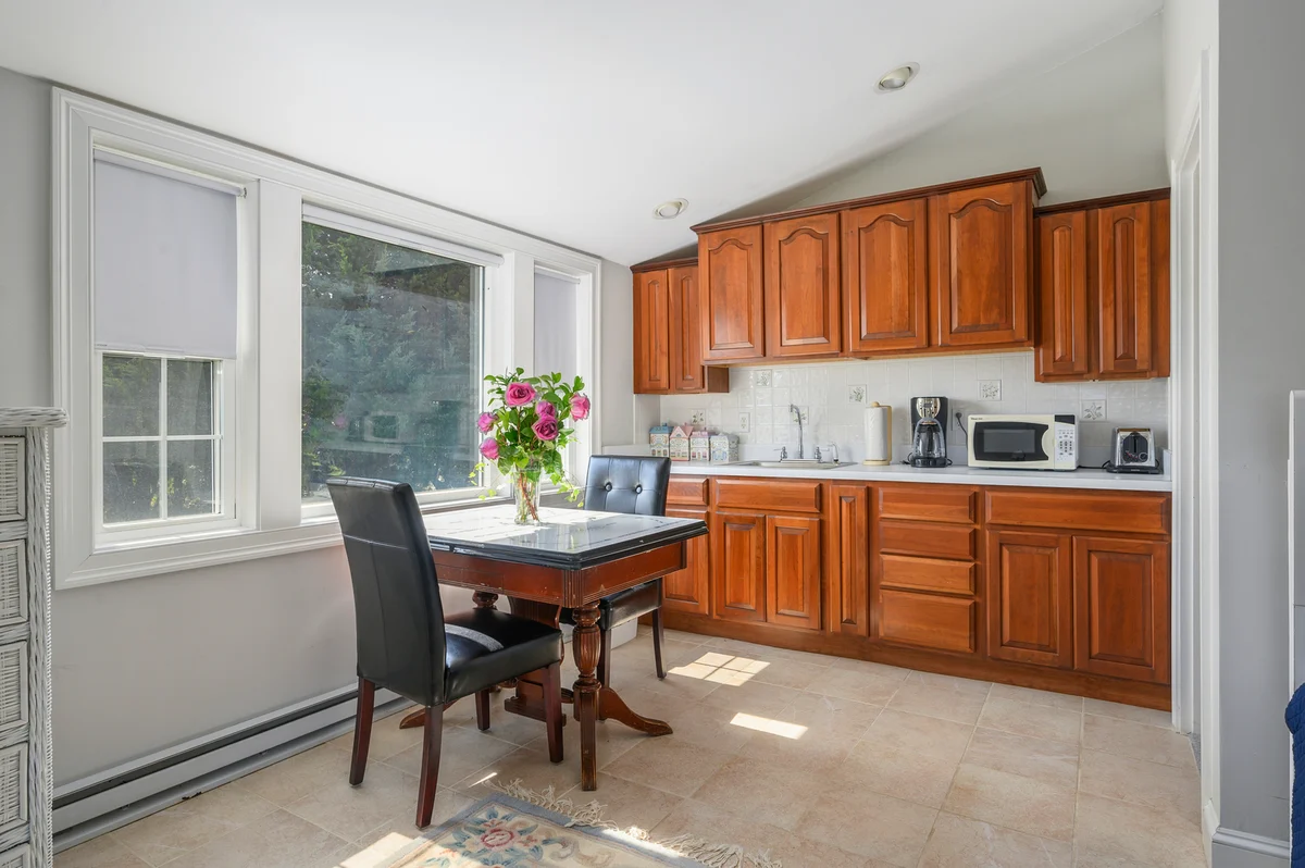 Guest House image 1
