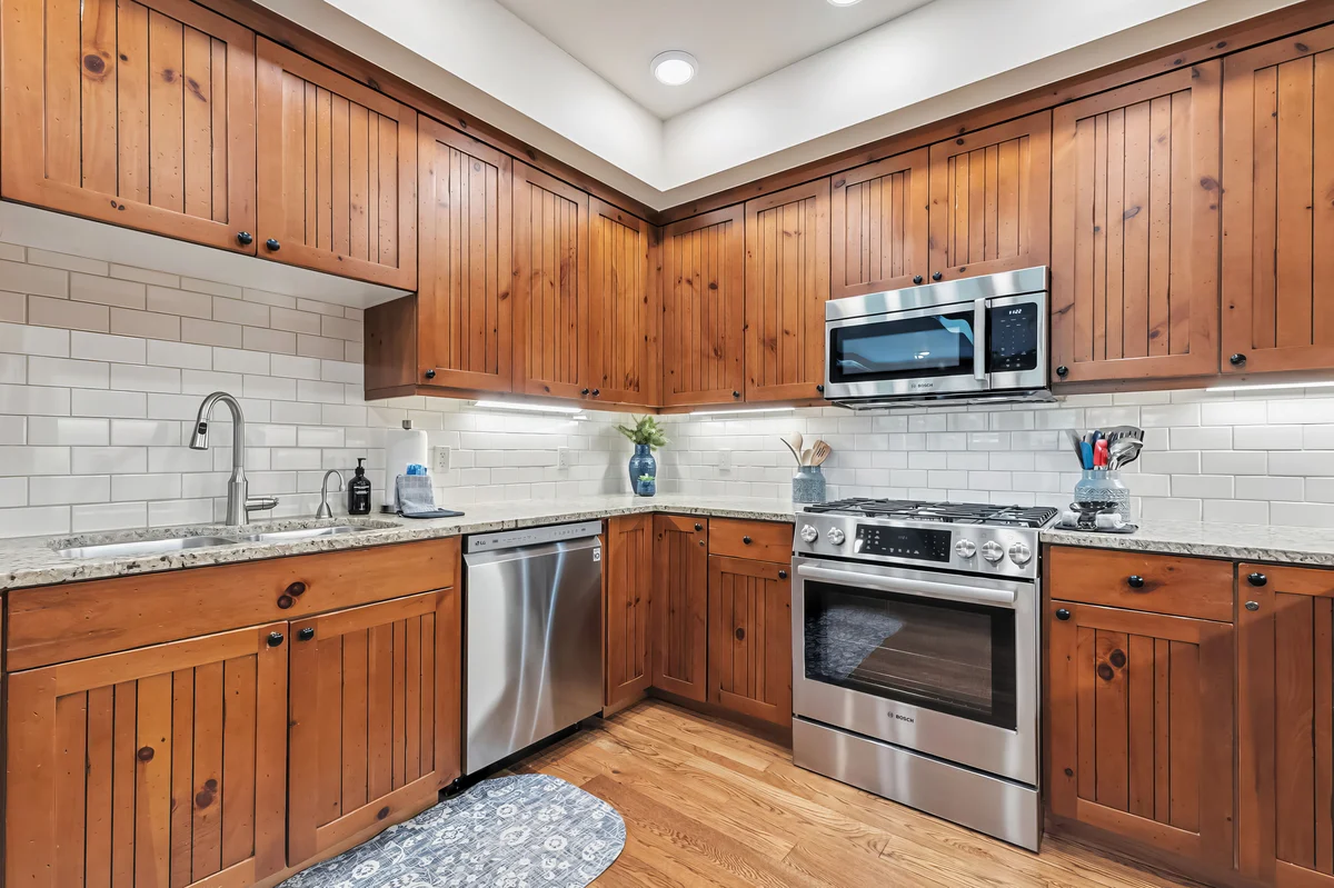 Wander Beaver Creek Mountain