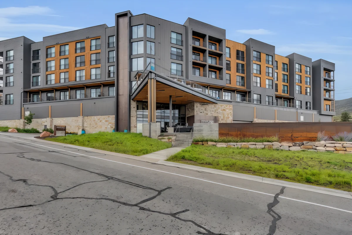 Wander Park City Horizon