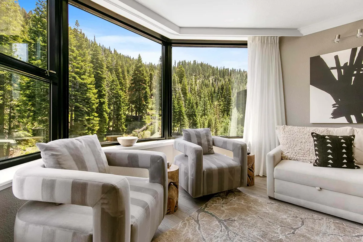 Wander Olympic Valley Peaks #3