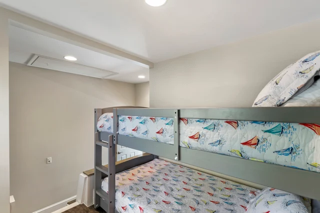 Bunk Bedroom 2 image 1