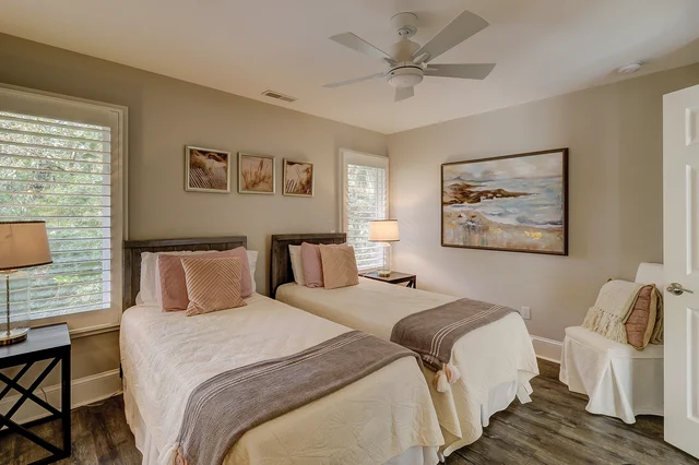 Bedroom 3 image 1