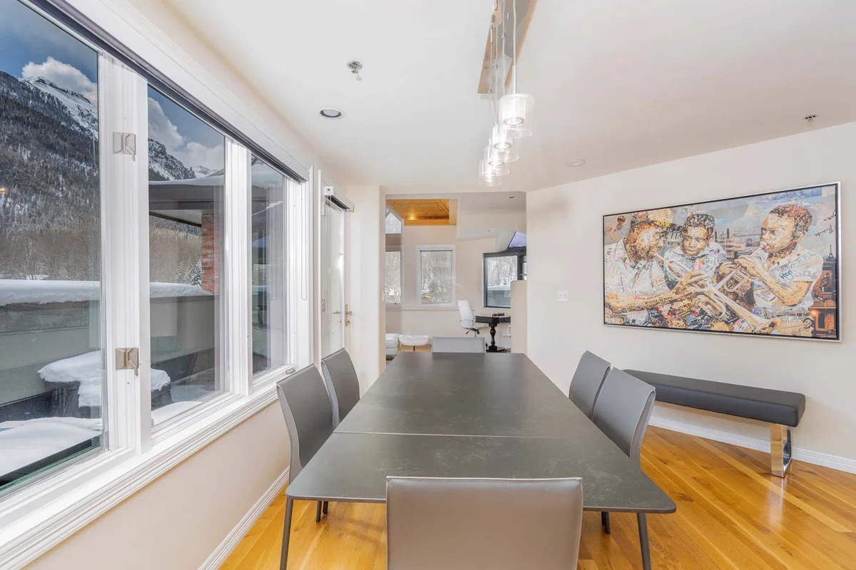 Wander Telluride Vista