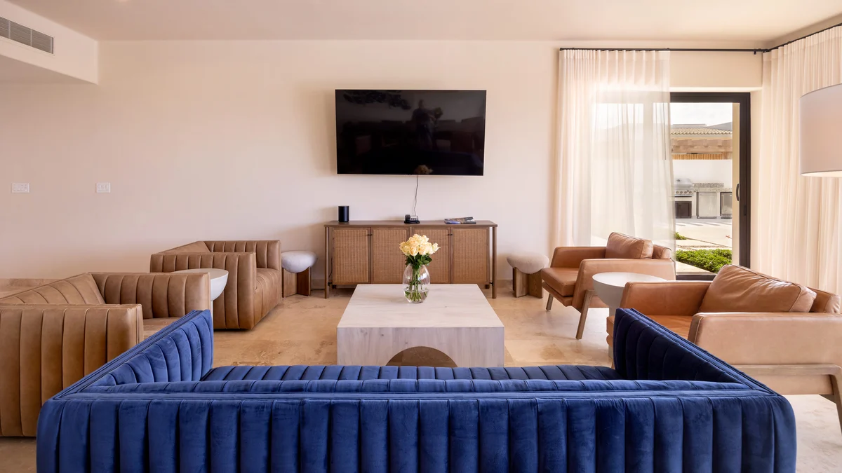 Wander Cabo Solstice