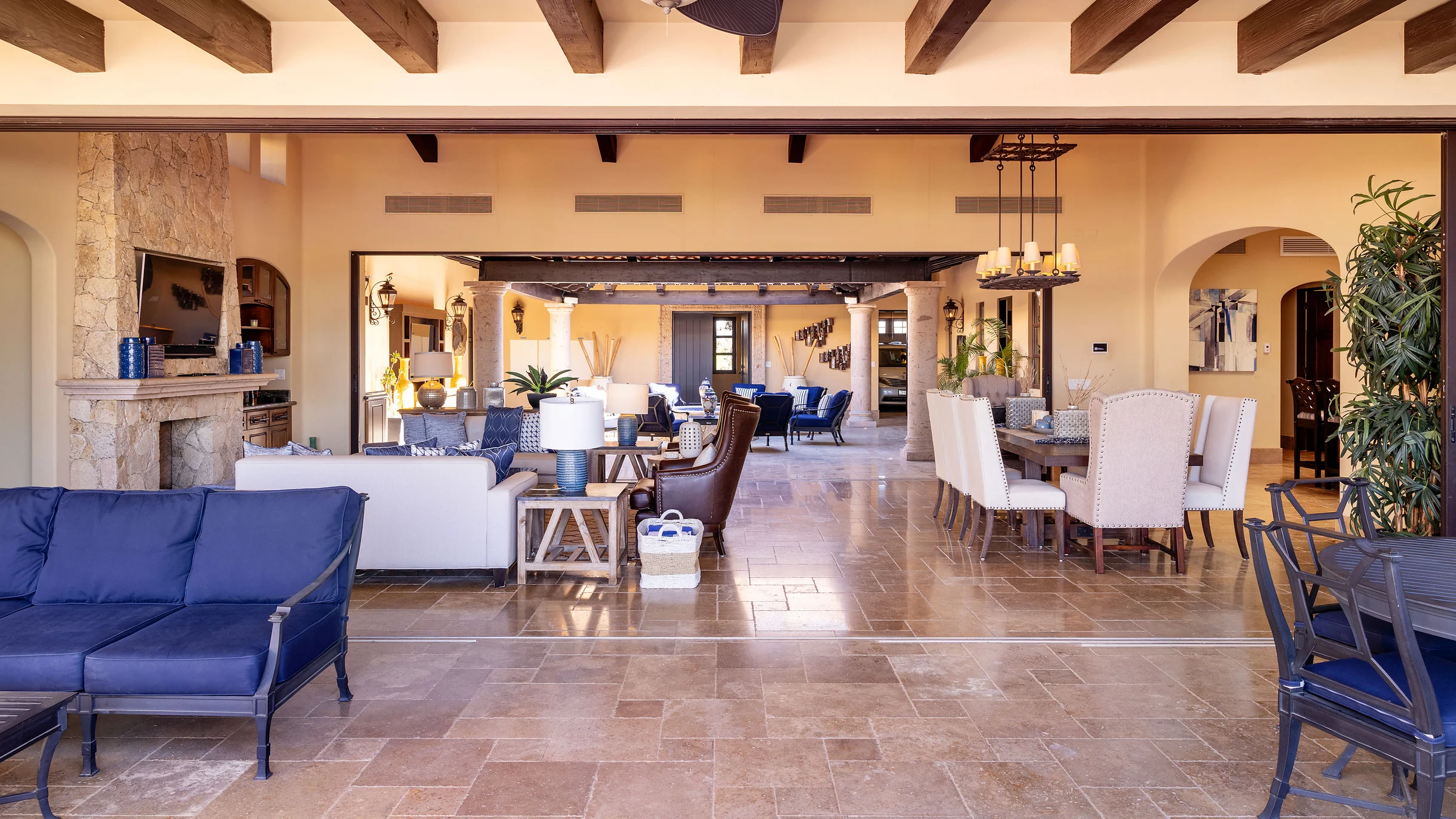 Exclusive 5-BR Golf Villa: Featuring Cart & Private Transport! #12