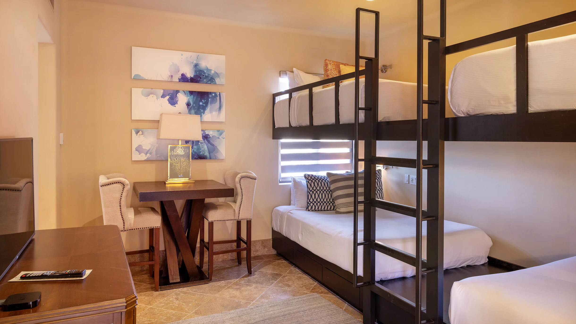 Exclusive 5-BR Golf Villa: Featuring Cart & Private Transport! #18