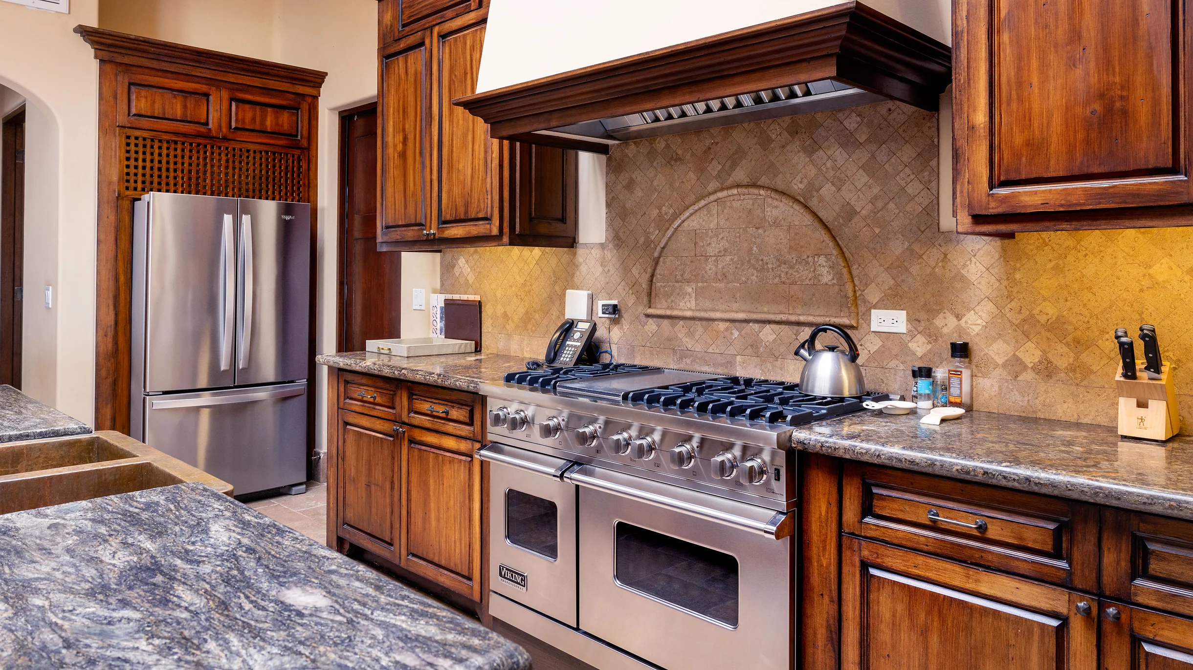 Exclusive 5-BR Golf Villa: Featuring Cart & Private Transport! #31