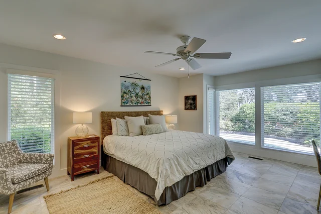 Bedroom 1 image 1