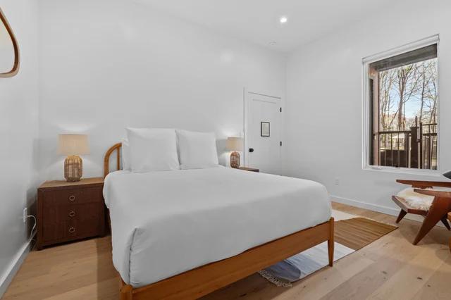 Bedroom 3 image 1