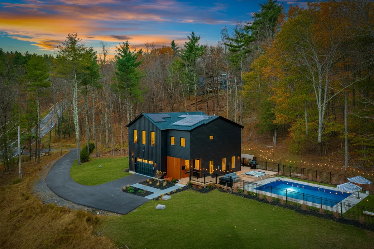 Wander Woodstock Ridge #1