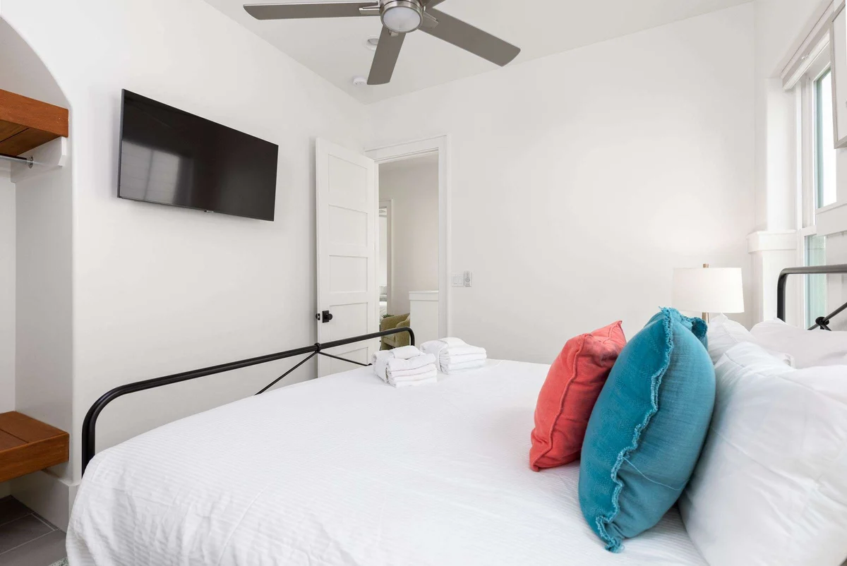 Wander Panama City Palms #40