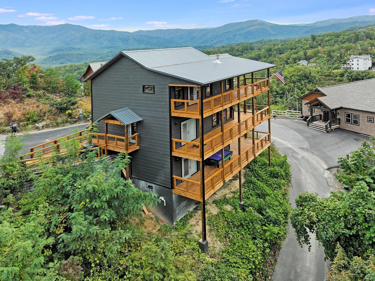 Wander Gatlinburg Estate #5