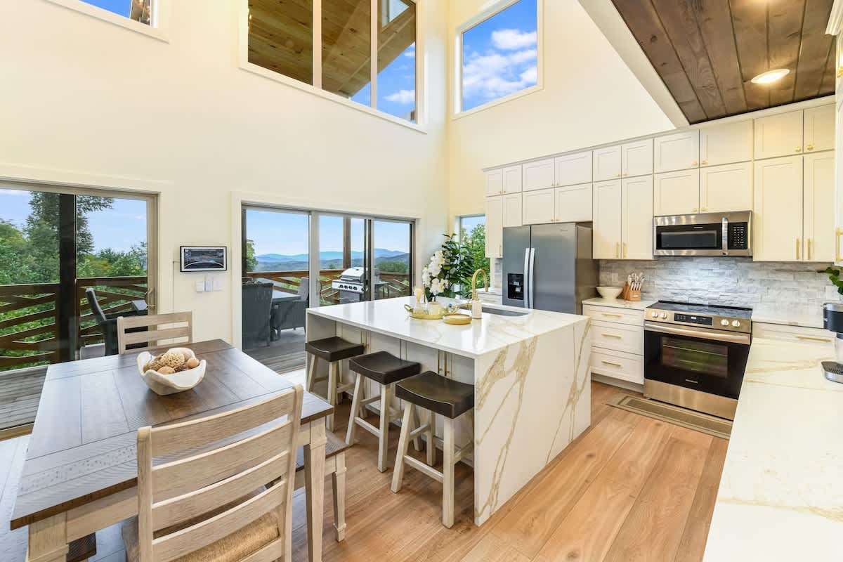 Wander Gatlinburg Smokies