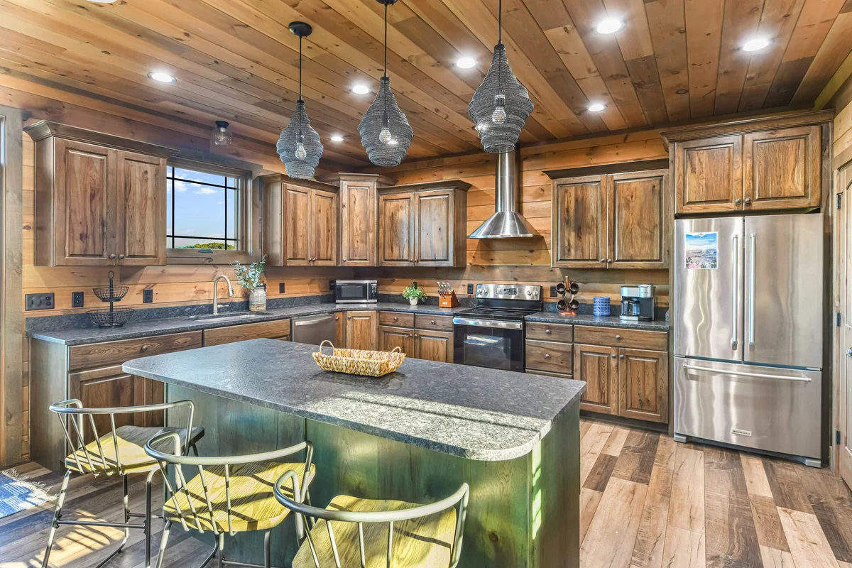 Wander Sevierville Timber