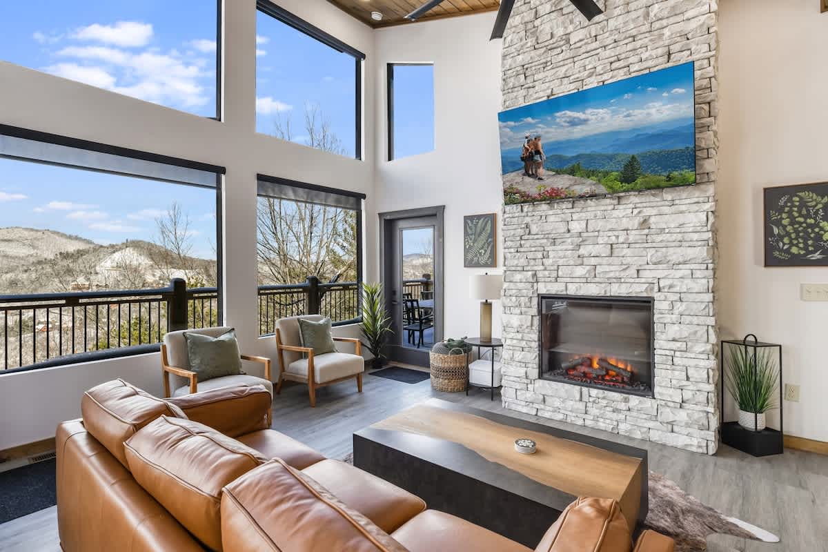 Wander Sevierville Crest #29