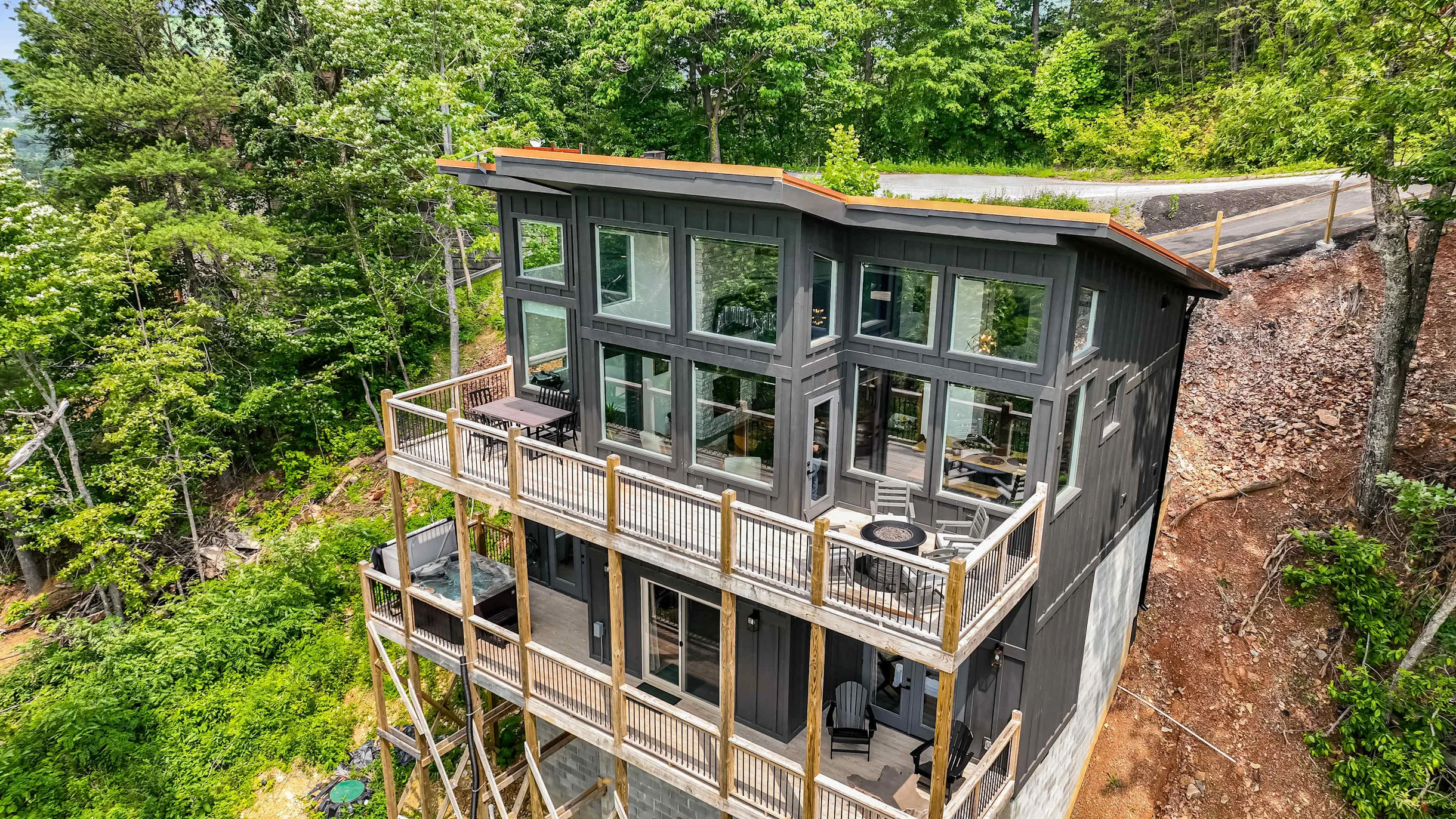 Wander Sevierville Crest #4