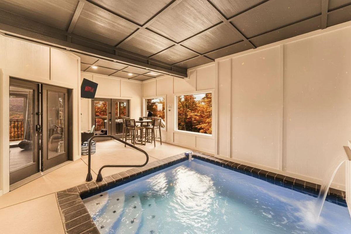 Wander Sevierville Crest