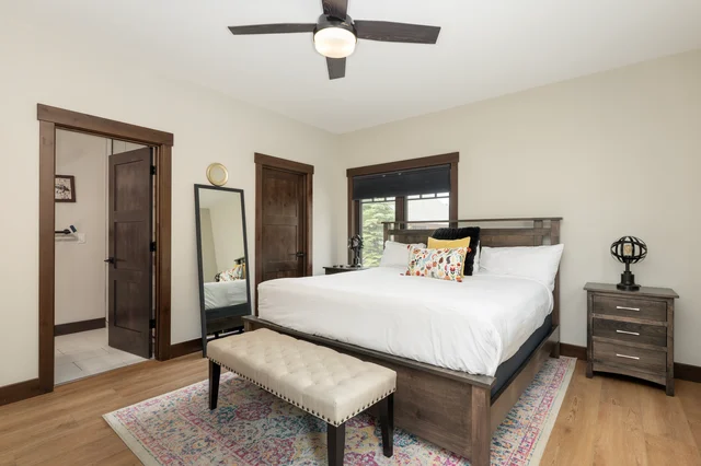 Bedroom 1 image 1