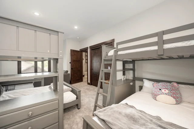 Bunk Bedroom image 1