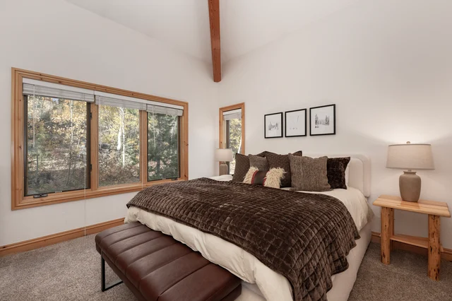 Bedroom 1 image 1