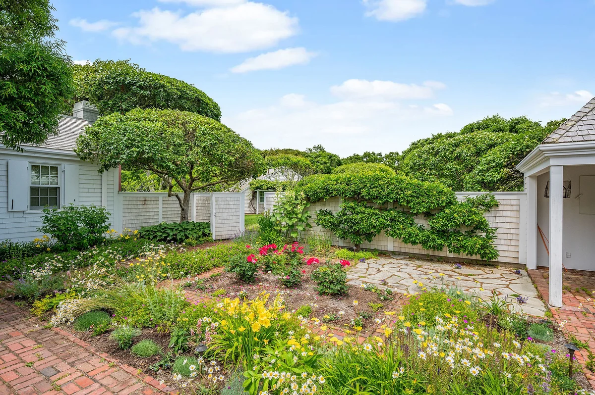 Wander Cape Cod Estate #37