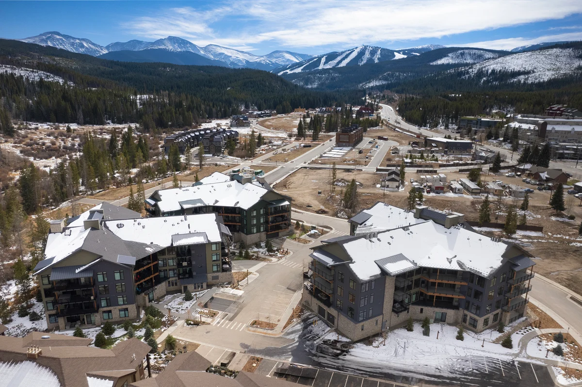 Wander Winter Park Timber