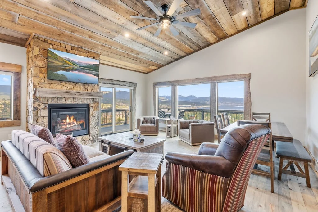 Wander Grand Lake Mountain