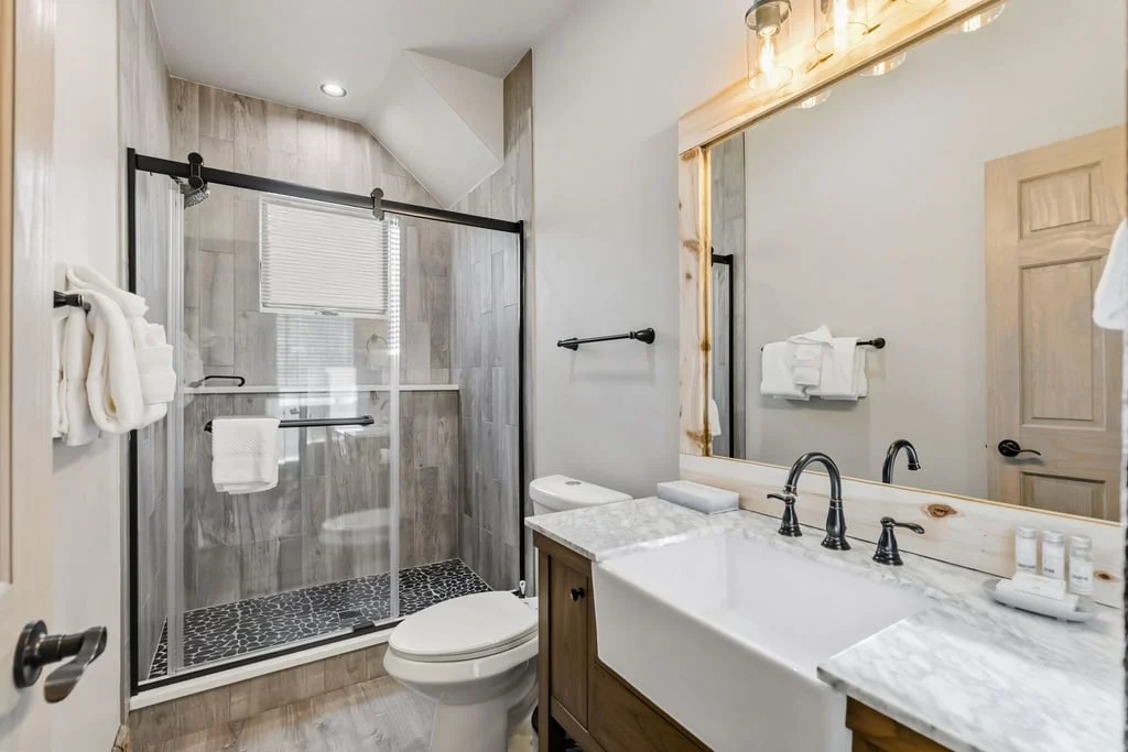 Wander Grand Lake Mountain