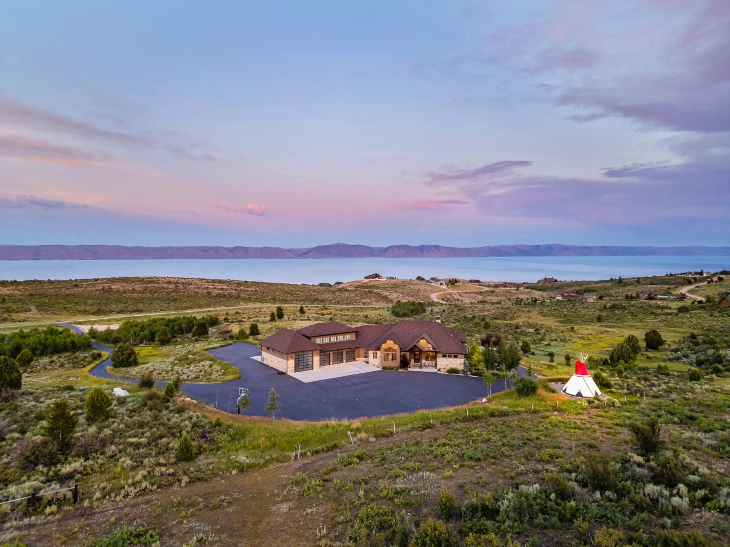 Glenn Haven | Luxury Large Group Getaway Sleeps 60 #129