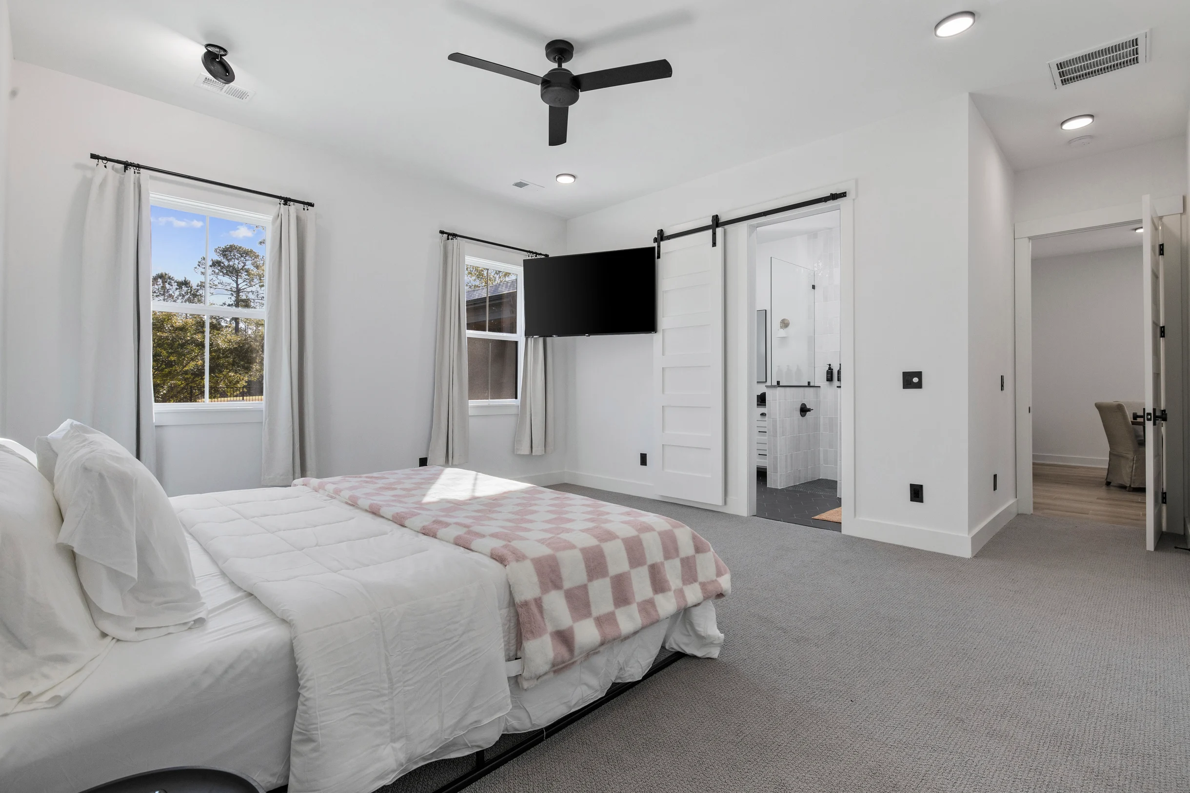 Low Country Lux #28