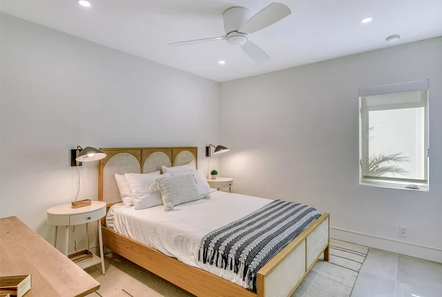 Bedroom 3 image 1