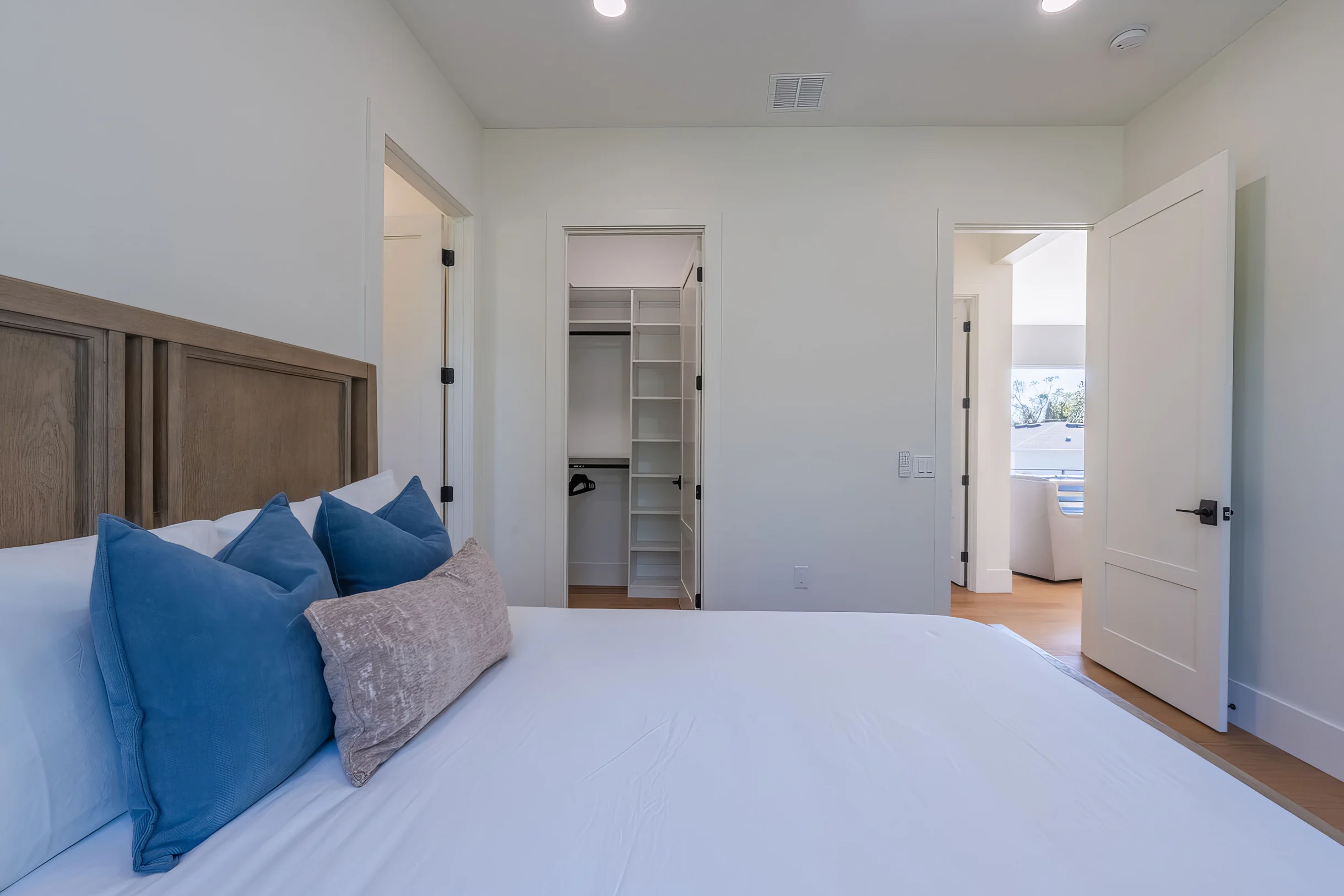 Wander Sarasota Bayview #51