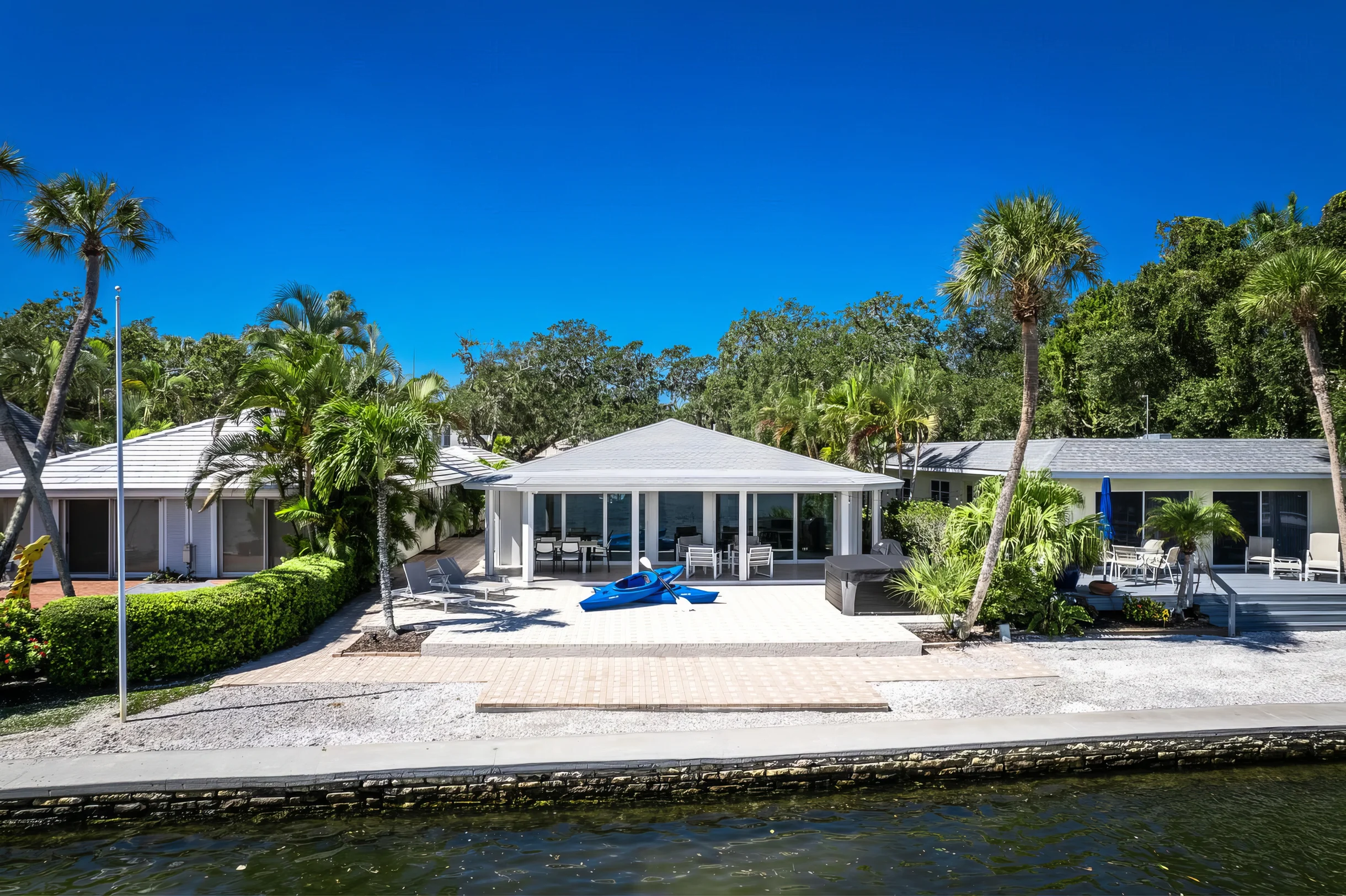Wander Siesta Key Bayfront