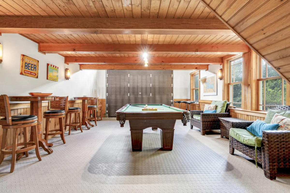 Home in Gilford property photo 2