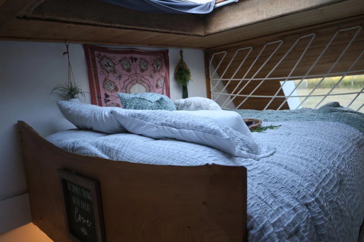 Bedroom 1 image 1