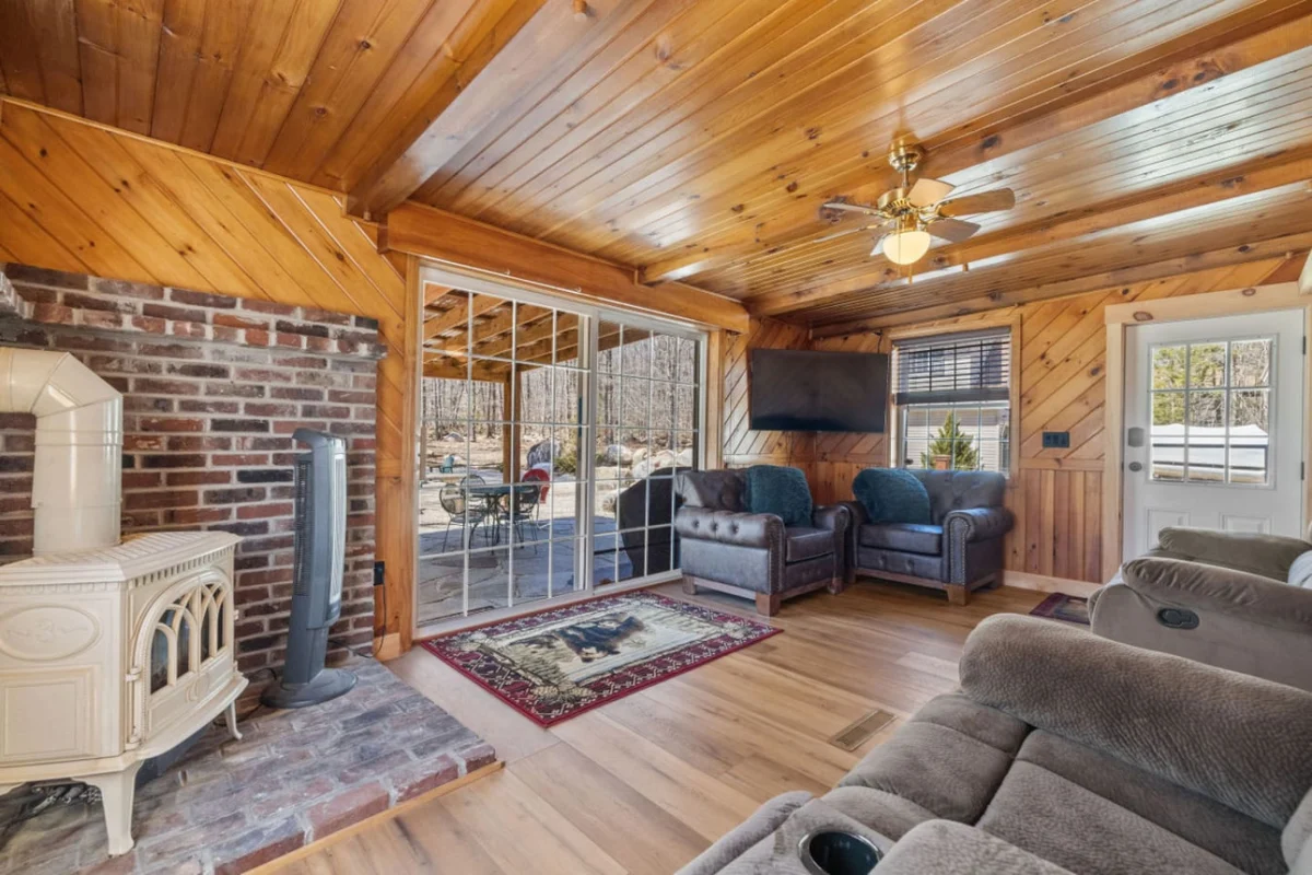 Home in Moultonborough property photo 2