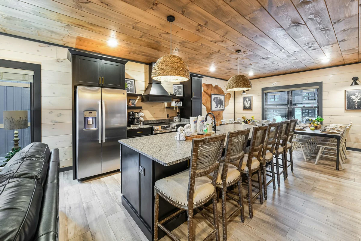 Wander Sevierville Glade