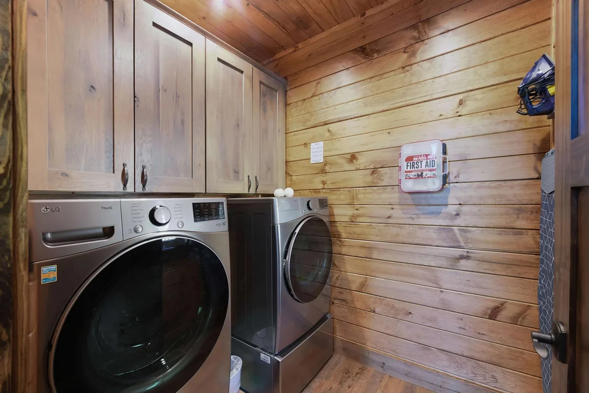 Wander Gatlinburg Peak