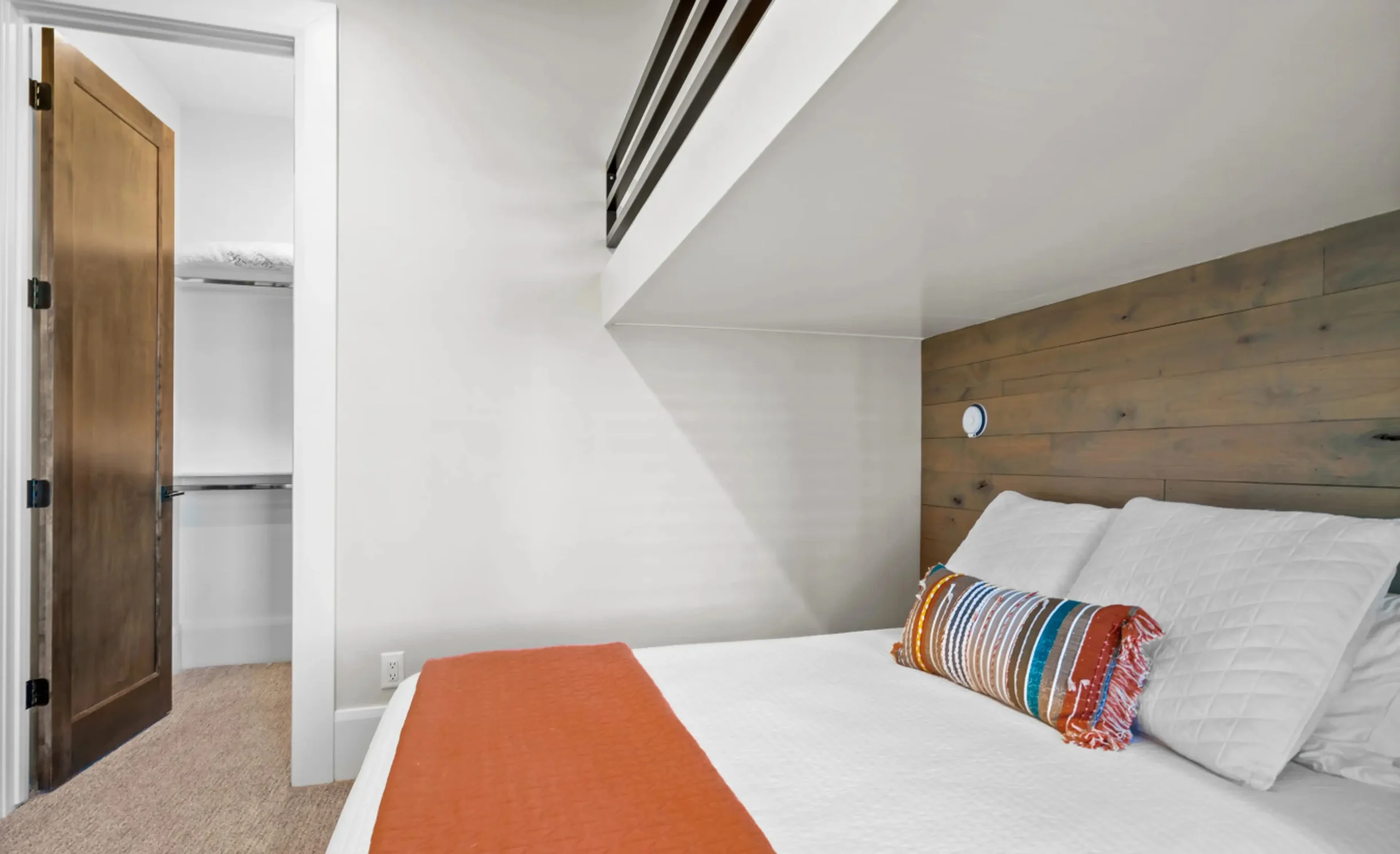 Glenn Haven | Luxury Large Group Getaway Sleeps 60 #78