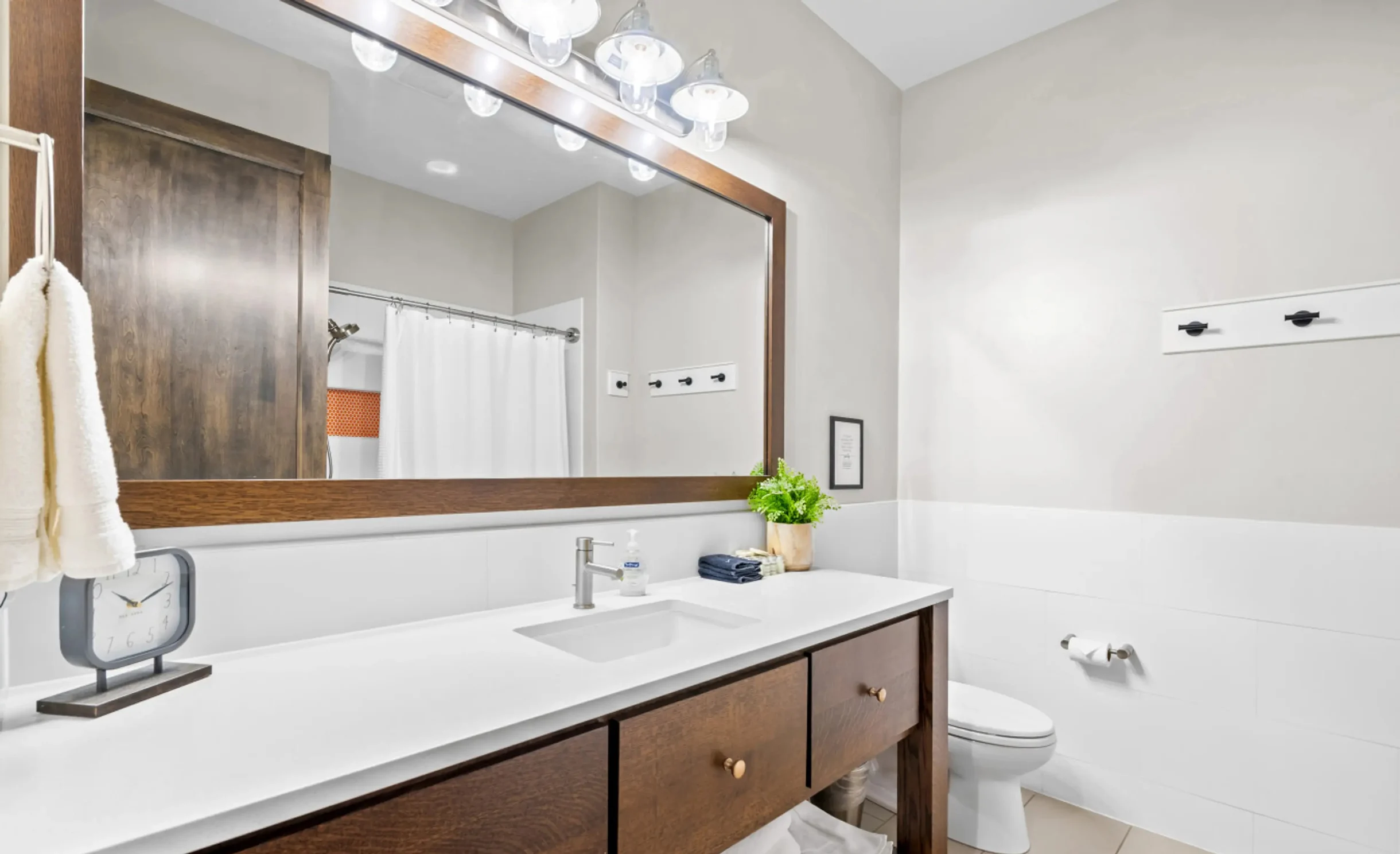 Glenn Haven | Luxury Large Group Getaway Sleeps 60 #55