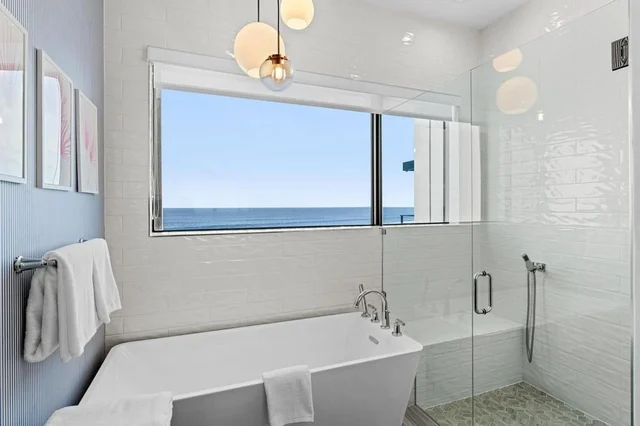 NEW Luxury Modern Beachfront Villa w/ Heated Pool #12