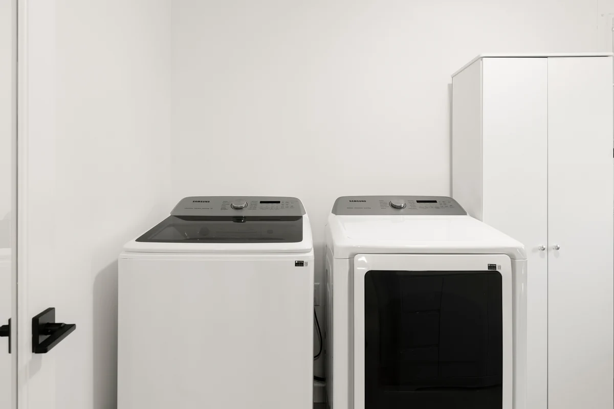 Wander Travelers Nest Cabin