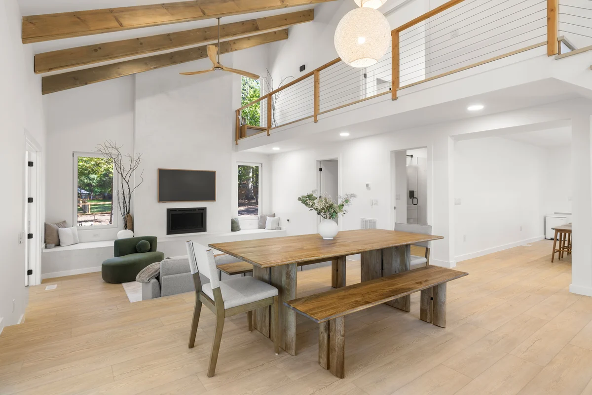 Wander Travelers Nest Cabin