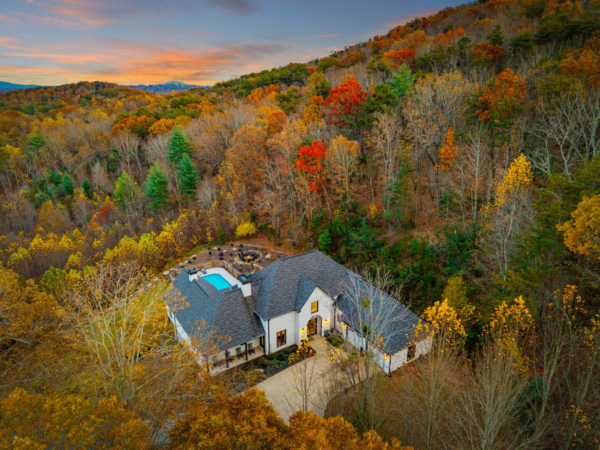 Wander Dahlonega Golden
