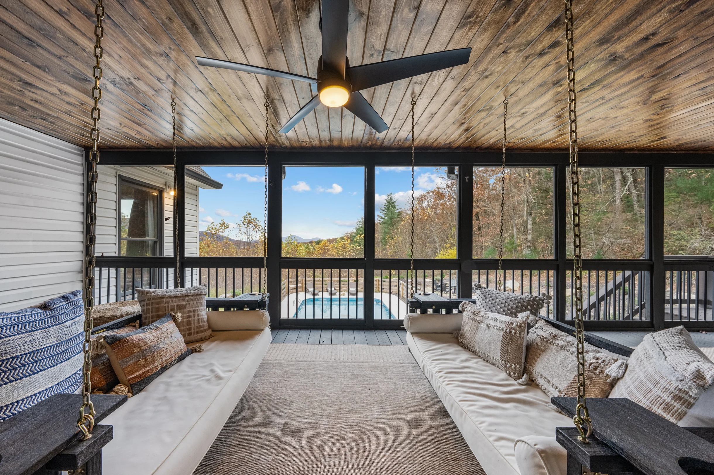 Wander Dahlonega Golden #113