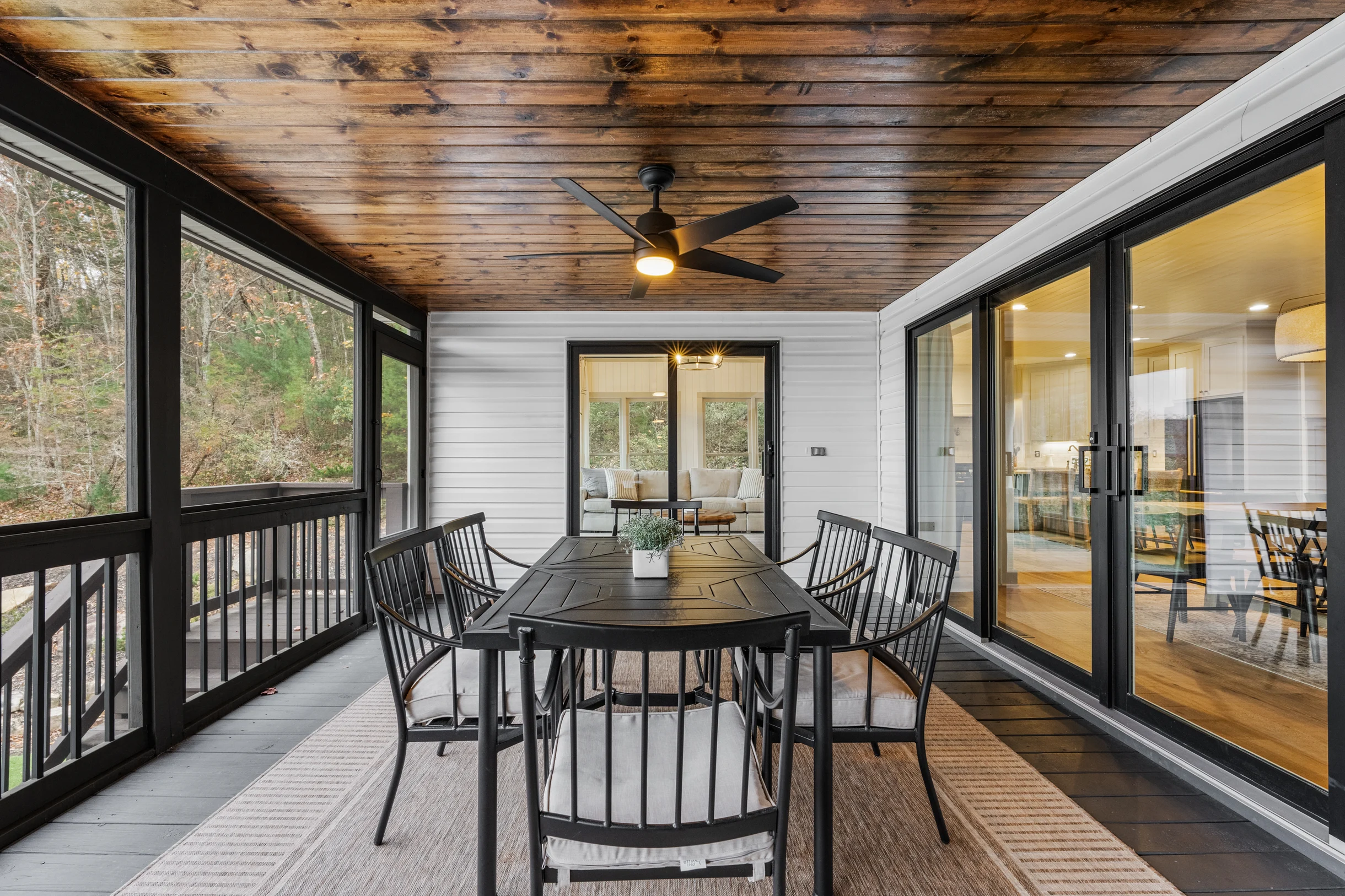 Wander Dahlonega Golden #82